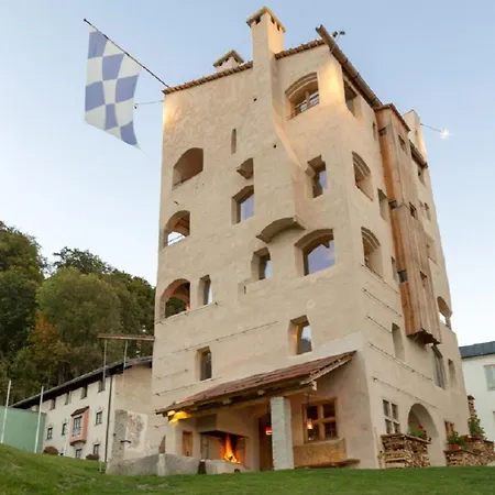 Turm Zu Schloss Schedling Apartmán *