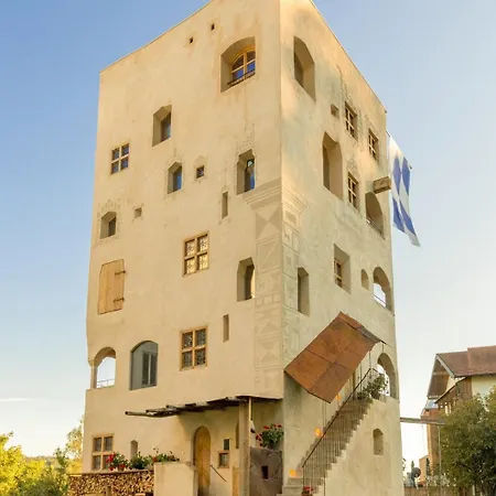 Turm Zu Schloss Schedling Apartmán *