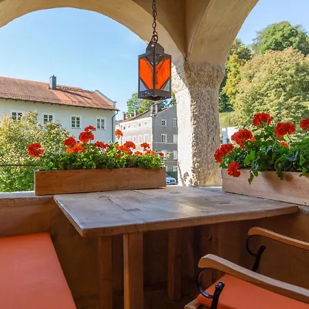 Turm Zu Schloss Schedling * Trostberg an der Alz