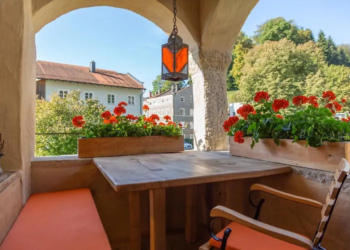 Turm Zu Schloss Schedling * Trostberg an der Alz