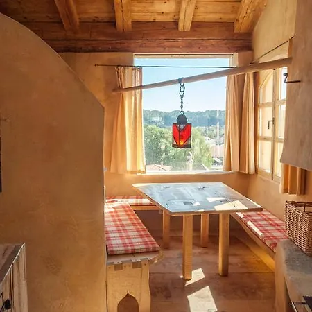 Turm Zu Schloss Schedling Apartmán *